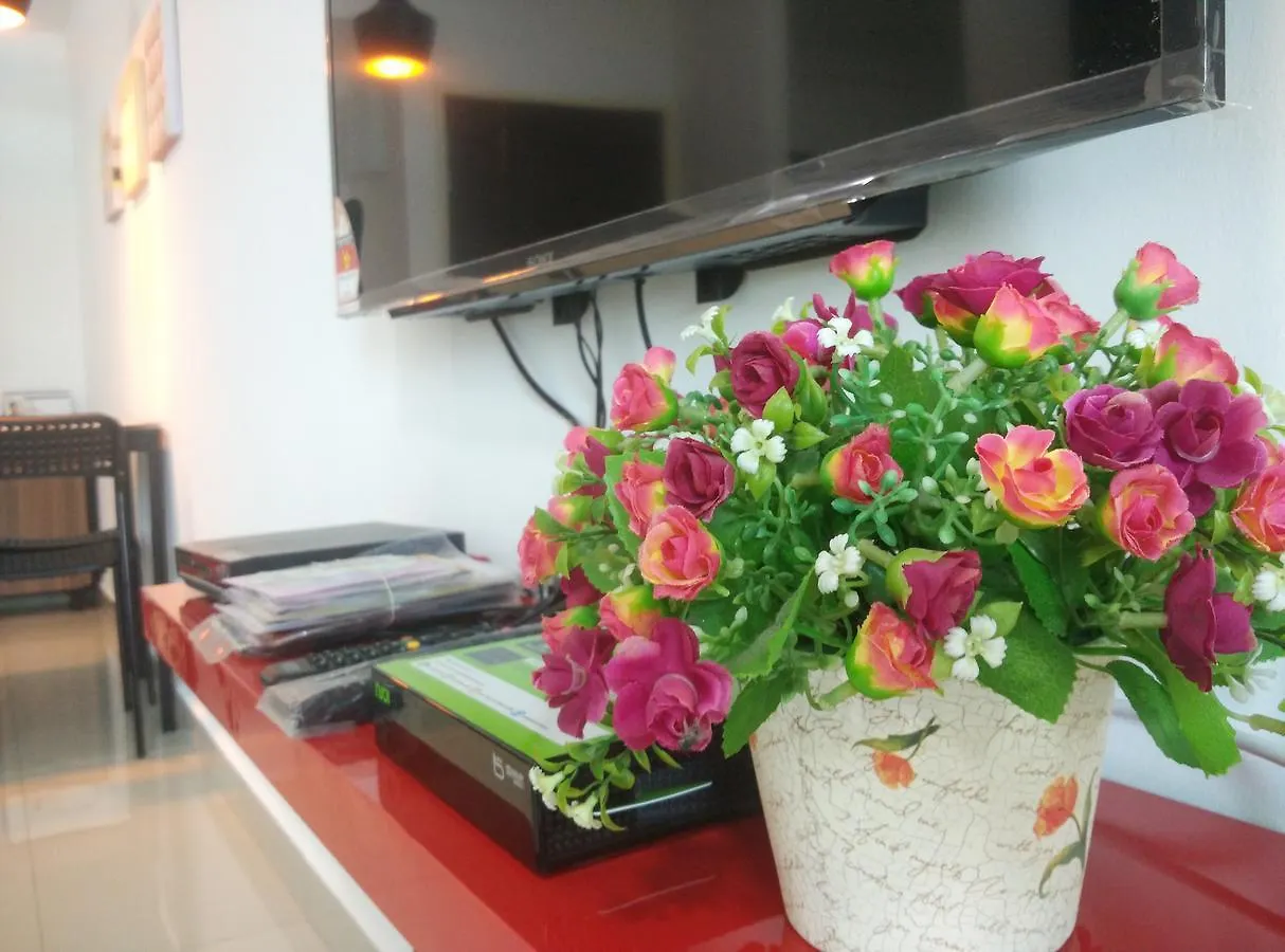74m² 3 slaapkamer, 2 privé badkamer Appartement in Bayan Lepas Maleisië